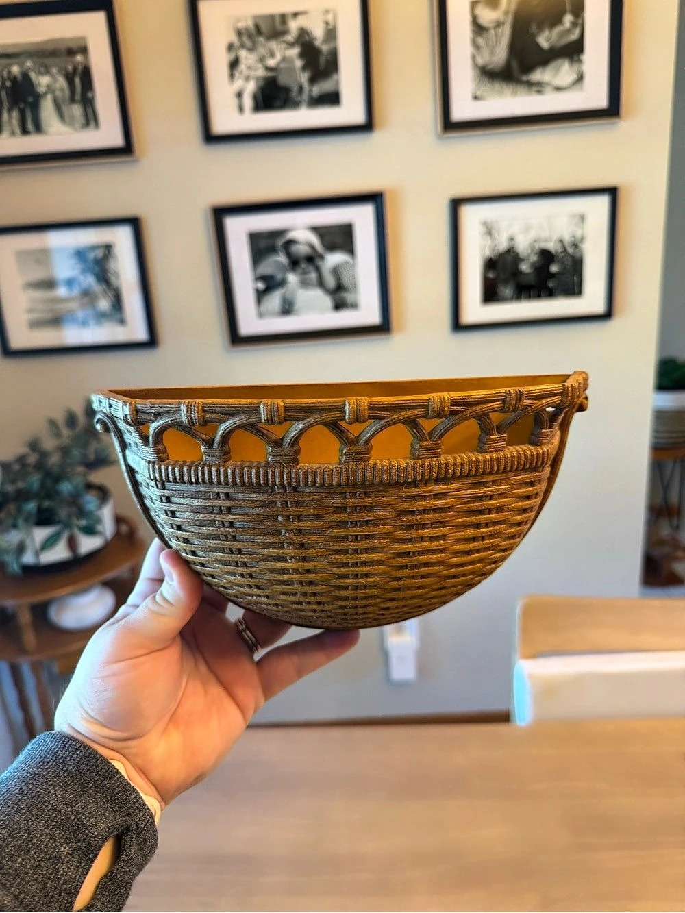 Vintage 1978 Homco Syroco Wicker Brown Scroll Wall Pocket Flower Basket Hanging
